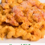 Photo of mac & cheese with Pinterest title below it